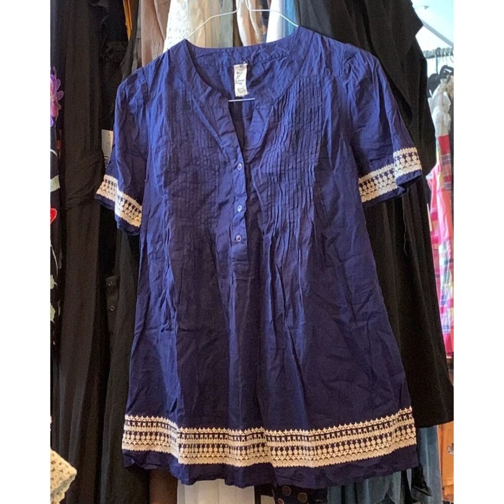 Floreat Anthropologie Embroidered Blue Peasant Pintuck Top S